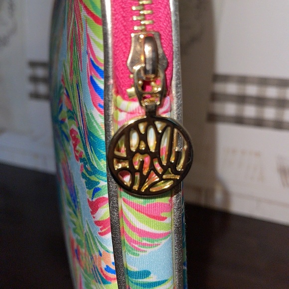 Lilly Pulitzer Padded Tech Sleeve - Picture 5 of 7